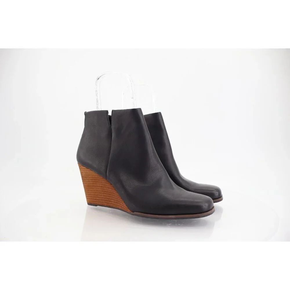 Korks by Kork-Ease Oliana Wedge Bootie Black Vegan Size 11 Pull On Boot